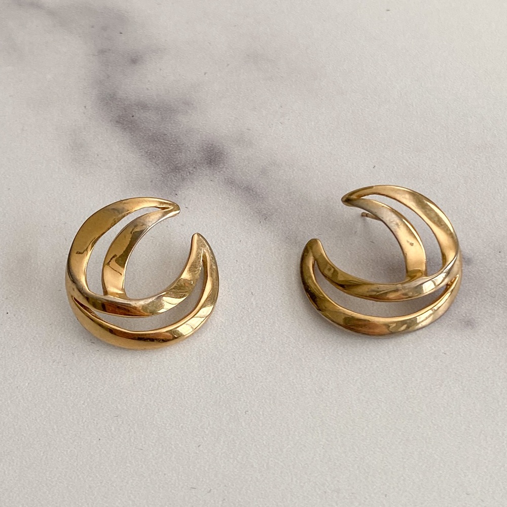 Claw Earrings